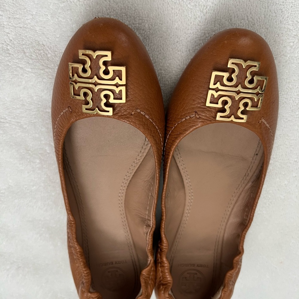 Tory Burch Brown Leather Loafers with Gold Emblem